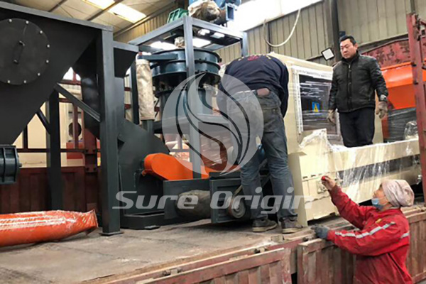 Máquina de reciclaje de placas de circuito de PCB entregada a Hubei, China